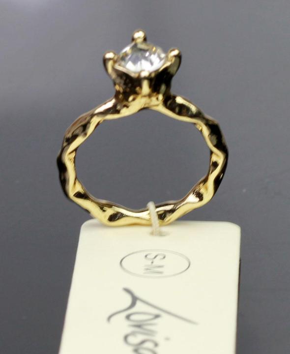 High%20Quality%20Lovisa%20Gold%20Plated%20Princess%20Ring%20With%20Stone%20Fashion%20Jewellery%20-%20Image%203