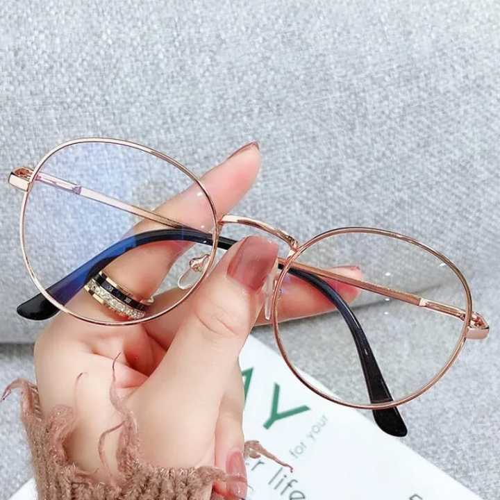 Oval%20shape,%20Half%20round%20Silver%20and%20Golden%20Frame%20Glasses%20for%20Girls/Men%20-%20Image%203