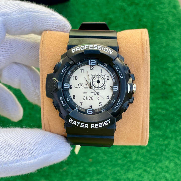 Durable%20Sport%20Watch%20for%20Men%20Stylish%20Modern%20Dial%20Design%20Watch%20for%20Boys%20Premium%20Quaity%20Waterproof%20Watch%20for%20Outdoor%20Activities%20-%20Image%207