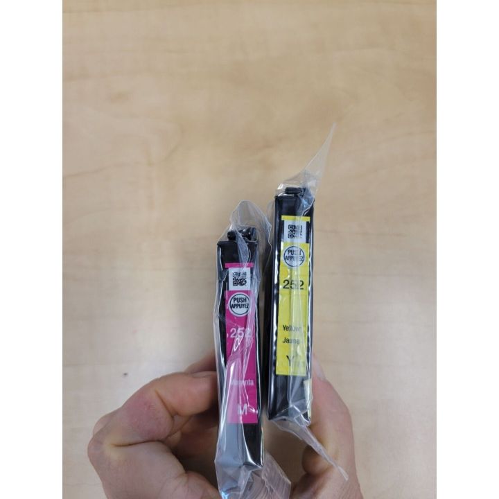 Genuine%20EPSON%20252%20Black/Cyan/Magenta/Yellow%20Ink%20Cartridges%204%20pack%20-%20Image%204