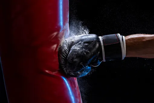 Workout%20Punching%20Boxing%20Bag-3%20Feet%20length%20Pro%20Huge%20Boxing%20Bag%20with%20hanging%20Chain%20for%20Men,%20Women,%20Adults%20-%20Image%208