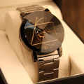 Stainless Steel Quartz Wirstwatch For Women With Box. 