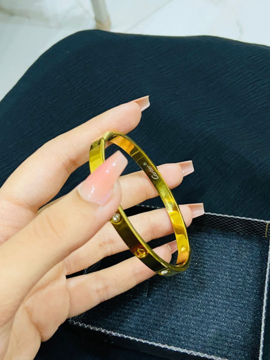 Arm Bangle, Golden Karra, Premium Quality / Beautiful Shiny Elegant color / Bangle for Girls and Women, Fashion Jewelry, Stainless Steel.