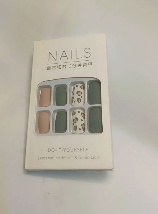 Trendy%20Fancy%20Nails%20Kit%20%20Elegant%20&%20Trendy%20Designs%20%E2%80%93%20Perfect%20for%20Party%20&%20Daily%20Wear%20%20%2024%20pc%20-%20Image%202
