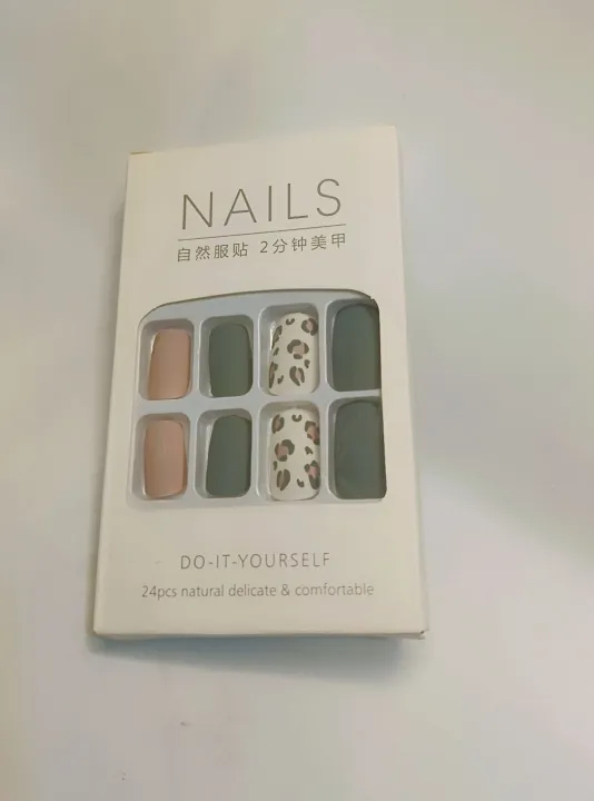 Trendy%20Fancy%20Nails%20Kit%20%20Elegant%20&%20Trendy%20Designs%20%E2%80%93%20Perfect%20for%20Party%20&%20Daily%20Wear%20%20%2024%20pc%20-%20Image%202