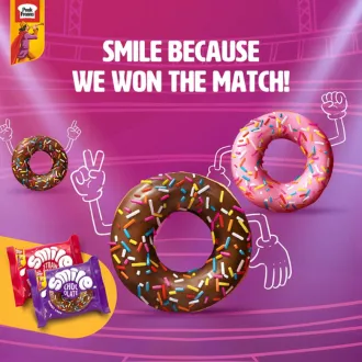 Peek%20Freans%20Smile%20Chocolate%20Donut%20Cake%20%E2%80%93%206-Pack%20%7C%20Delicious%20Chocolate-Filled%20Donuts%20for%20Anytime%20Enjoyment%20-%20Image%203