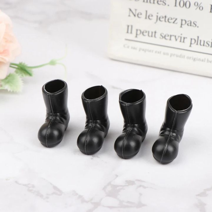 Boot Dollhouse Decor :12 Doll House Mini Santa Shoes Big Toe Simulation Santa Claus Shoes Model Dolls Accessories Plastic Doll House Miniature Rain Shoes Crafts