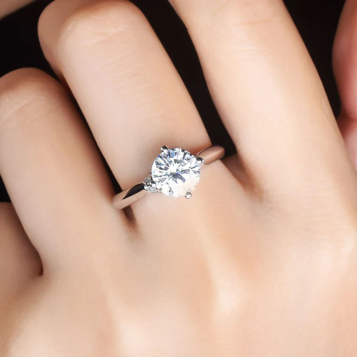Elegant%20Beautiful%20Trendy%20Zircon%20Six%20Claws%20Platinum%20Plated%20Copper%20Ring%20For%20Girls%20-%20Image%203