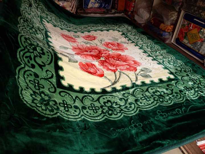 Double%20Ply%20Blanket,2%20Ply%20Blanket%20Embossed%20Blanket%20For%20Winter%20Double%20Bed%20Blanket%20200%C3%97240%20CMS%20Super%20Soft%20-%20Image%207