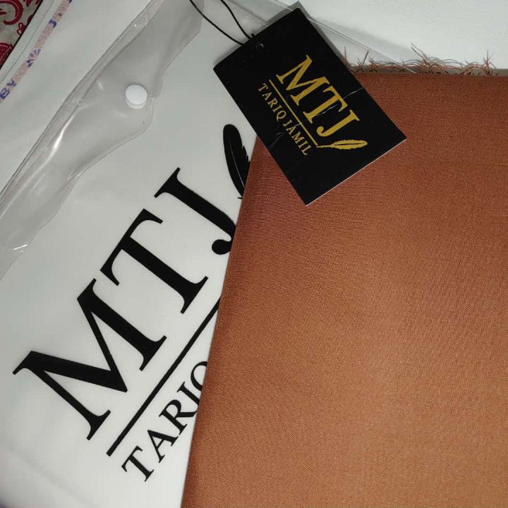 Be%20Handsome-%20MTJ%20UnStitched%20Whole%20Sale%20%20Men%20Suits%20%7C%20Molana%20Tariq%20Jamil%20BRANDED%20suit%20%7C%204%20Meter%20clothe%20%7C%20Branded%20suit%20-%20Image%202