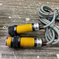 E3F-5DN1 series cylinder amplifier photoelectric sensor. 