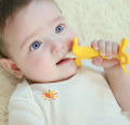 Baby Banana Teether, Soothing Pain Relief Soft Baby Teething Toys Baby Toy Banana Molar Tooth Toothbrush Chew Baby Silicone Gum. 