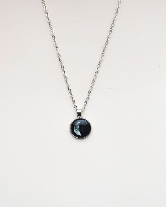 Waning Crescent - Moon Glow Necklace