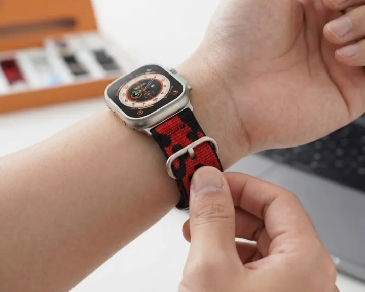 Ultra%20Smart%20Watch%20Bluetooth%20Calling%20%E2%80%93%20Fitness%20Tracker%20for%20Daily%20Activity,%20Blood%20Pressure,%20Heart%20Rate%20&%20SpO2%20Monitoring%20-%20Image%203