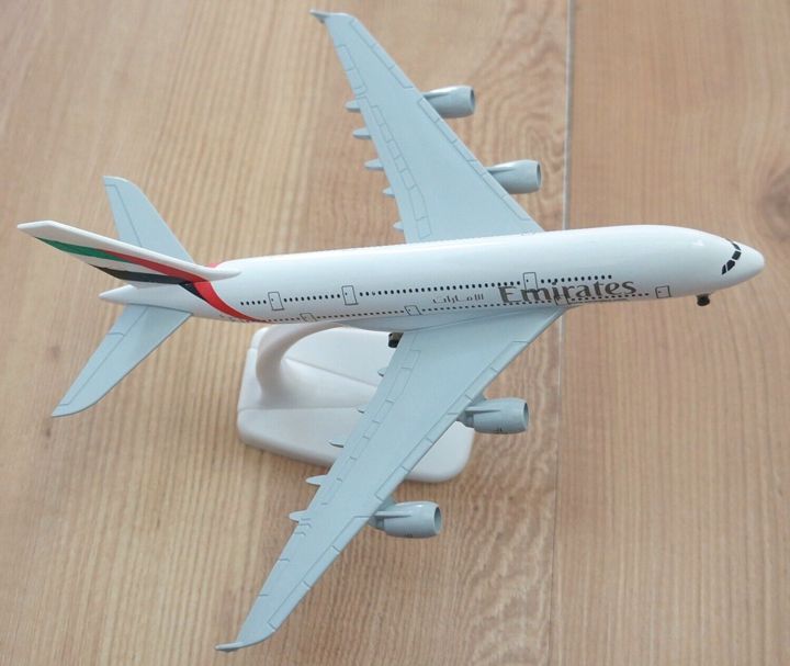 Airline%20Model%20Emirates%20A380%20model,(%2020cm,%20long)%20metal%20with%20stand,%20wheel%20aircraft%20model%20Airplane%20model%20-%20Image%207