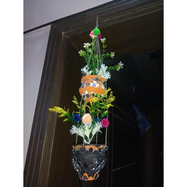 Decorated Double Hanging Pots With Hand Free (Free)