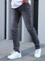 Men’s Casual Jeans Pants – Trendy Denim Trousers for Everyday Fashion. 
