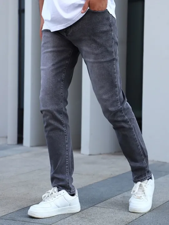 Men%E2%80%99s%20Casual%20Jeans%20Pants%20%E2%80%93%20Trendy%20Denim%20Trousers%20for%20Everyday%20Fashion%20-%20Image%202