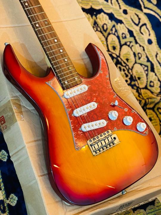 Electric%20Guitar%20+%20FREE%20Mini%20Amplifier%20%20%F0%9F%96%A4%20%20(10%20in%20one%20Offer%F0%9F%8E%B8)%20Biggest%20Offer%20(%20Branded%20Guitars%20)%20Original%20Pics%20-%20Image%206