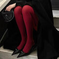 Song Hye Kyo's same burgundy stockings are slightly pressed tight leggings in spring and autumn matte impermeable meat pantyhose. 