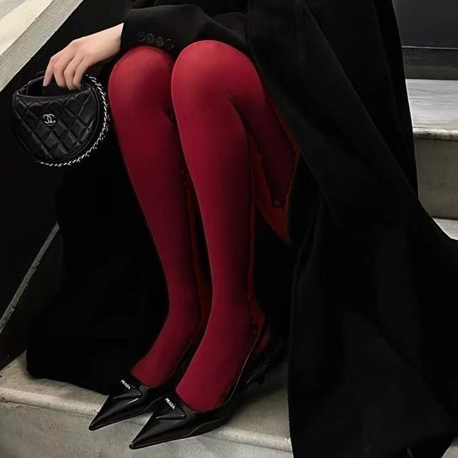 Song Hye Kyo's same burgundy stockings are slightly pressed tight leggings in spring and autumn matte impermeable meat pantyhose