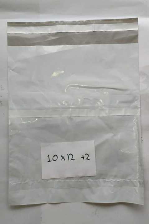 Bundle%20of%201Kg%20High-Quality%20Pocket%20Flyer%20Bundle:%20Plain%20Flyers%20in%20All%20Sizes,%20Complete%20with%20Large%20Pocket%20Courier%20Bags%20for%20Secure%20Packing%20and%20Address%20Pocket%20Convenience%20Flyer%20Size%207x8%20-%208x11%20-%2010x12%20-%2010x14%20-%2012x16%20-%2015x19%20-%2016x22%20-%2018x24%20All%20Sizes%20Available%20-%20Image%204