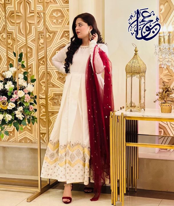 3%20Piece%20Suit%20For%20Women/Stitched%20Dress%20For%20Girls/%20Party%20Wear/Wedding%20Collection%20For%20Women%20-%20Image%202