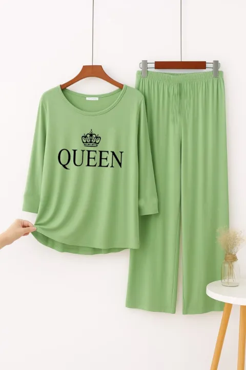 Full%20Sleeves%20N-ight%20Suit%20Shirt%20and%20Trousers%20For%20Women%20and%20Girls%20-%20Fashionable%20and%20Cool%20Women's%20Tracksuit%20-%20Image%205