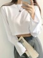 DROP SHOULDER OVERSIZED CROP TEE-WHITE. 