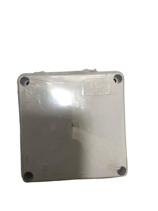 CCTV%20Waterproof%20Outdoor%20Camera%20Junction%20Box%20Size%204"x4"%20(TS)%20-%20Image%202