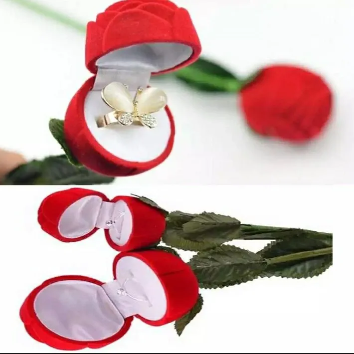 Red%20Rose%20Flower%20Ring%20Box%20-%20Image%203