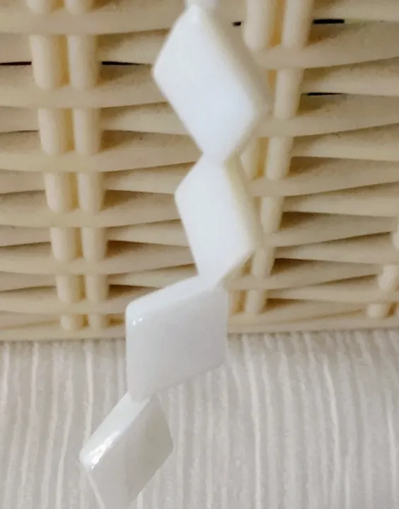 8pcs%20Natural%20Flat%20Rhombus%20White%20Mother%20of%20Pearl%20Sea%20Shell%20Beads%20for%20Crafting%20-%20DIY%20Crafting%20Elegant%20Jewelry%20Making%20Supplies%20-%20Image%207
