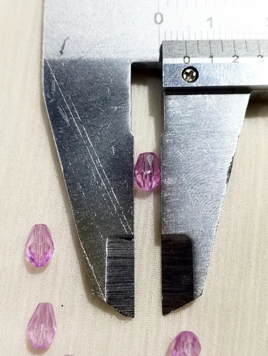 25gms%20of%20Colorful%20Faceted%20Teardrop%20Craft%20Beads%20Set%20%E2%80%93%20Jewelry,%20Sewing%20&%20DIY%20Decoration%20Supplies%20-%20Image%203