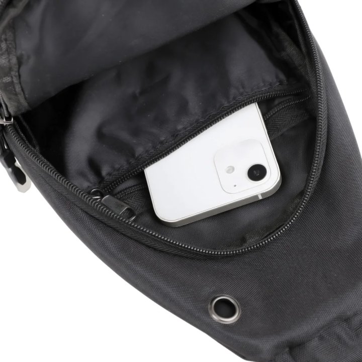 Casual%20Nylon%20Sling%20Crossbody%20Bag%20for%20Men%20and%20Women%20-%20Durable%20One%20Shoulder%20Travel%20Backpack%20-%20Image%203