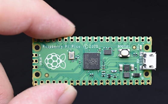 Original%20Raspberry%20Pi%20Pico%20-%20RP2040%20Dual%20Core%20ARM%20Cortex%20M0+%20Microcontroller%20Board%20-%202MB%20Flash%20(Support%20MicroPython%20&%20C++)%20-%20Image%202