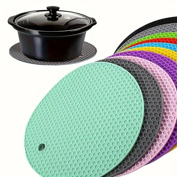 Silicone%20Trivet%20Mat%20%E2%80%93%20Non-Slip%20Pot%20Holder%20%7C%20Round%20Heat%20Resistant%20Silicone%20Mat%20for%20Kitchen%20Dishes%20%7C%20Multi-Function%20Hot%20Pad%20-%20Image%206