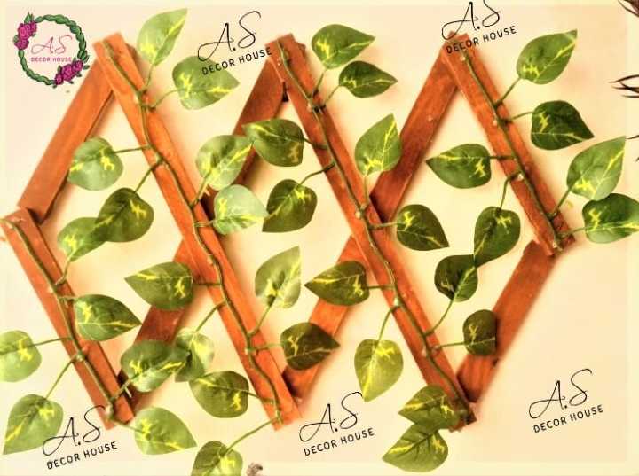 Money%20Plant%20Leaves%20Fence%20Wooden%20Frame%20Wall%20Hanging%202ft%20Retractable%20Garden%20Decoration%20with%20Bale%20of%20Leaves%20-%20Image%205