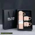 Vacuum Flask Set With 3 Cups, 500 Ml. 