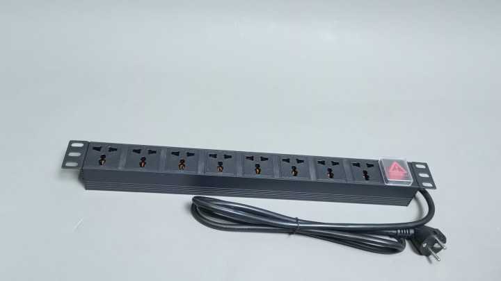 I-Tech%208%20Ports%20Power%20Distribution%20Unit%20PDU%20-%20Expand%20Power%20Options%20with%208%20Port%20PDU%20Power%20Socket%20Lead%20-%20Image%203