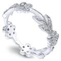 Only One Ladies' Ring /  Ring for women / Rings for Girls ,Silver & Gold plated  Rings for Ladies Girls'  Wholesale price Unique Wedding & Party Jewelrye. 