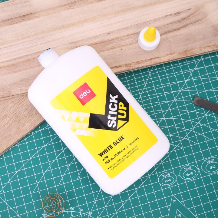 Deli%20-%20EA74813-White%20Glue%20500ml%20-%20Image%208