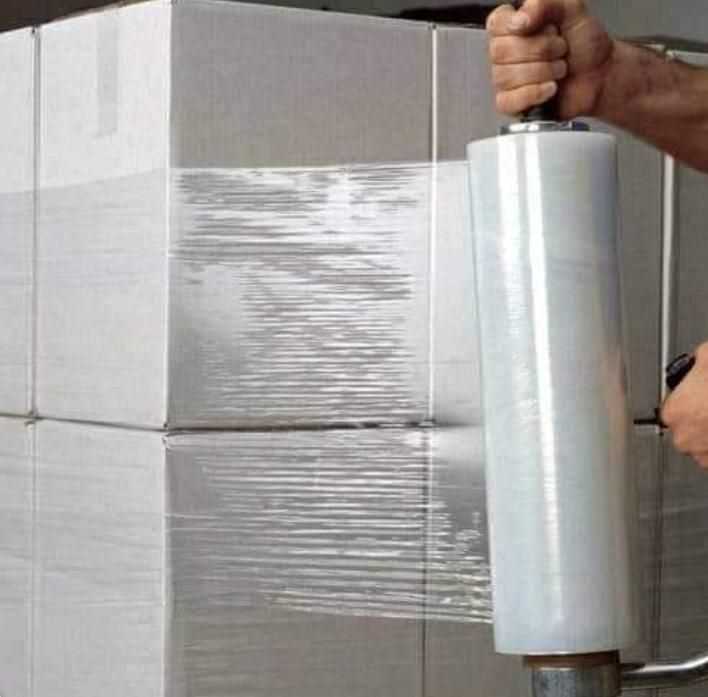 Stretch%20Film%20Raping%20Roll%20Plastic%20Rapping%20Roll%20Sheet%20For%20Packing%2016%20inches%20best%20for%20kitchen%20use%20-%20Image%2010