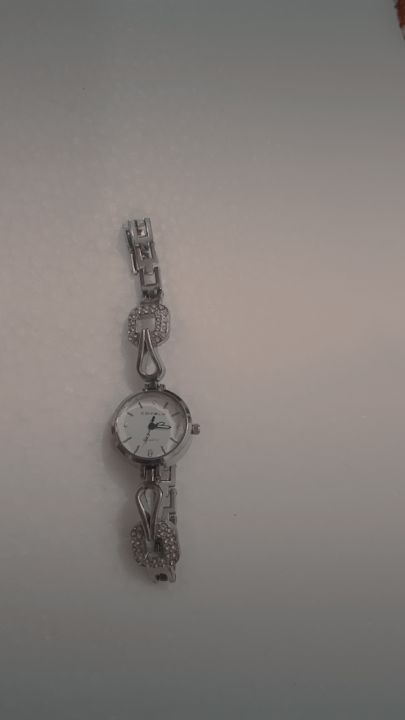 Watch%20for%20girls%7Cwoman%7Cladies%7Cgift%7CElegant%20Silver%20Bracelet%20Watch%20with%20Crystal%20Accents%20For%20girl%20and%20woman%20-%20Image%202