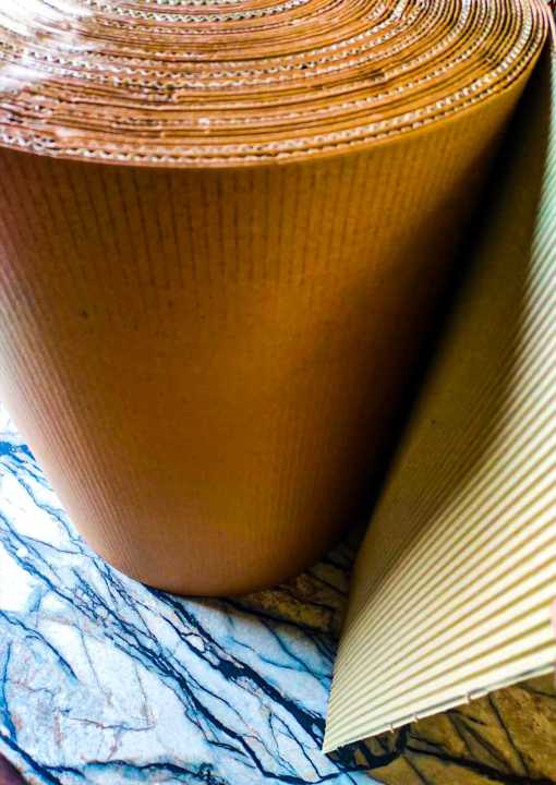 20%20Inch%20Wide%2010%20Feet%2020%20Feet%2030%20Feet%2040%20Feet%2050%20Feet%20100%20Feet%20200%20Feet%20Length%20Cardboard%20Paper%20Wrap%20Corrugated%20Paper%20Packing%20Roll%20Reel%20High%20Quality%20Gatta%20Carton%20Roll%20-%20Image%203