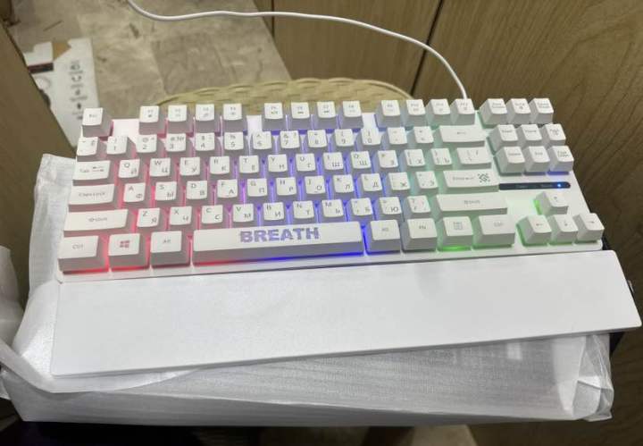 Defender%20GK-184%20semi%20mechanical%20RGB%20%20keyboard%20USB%20wired%20keyboard%20for%20pc%20&%20laptop%20with%20wirst%20pad%2087%20Keys%20full%20Rgb%20-%20Image%204