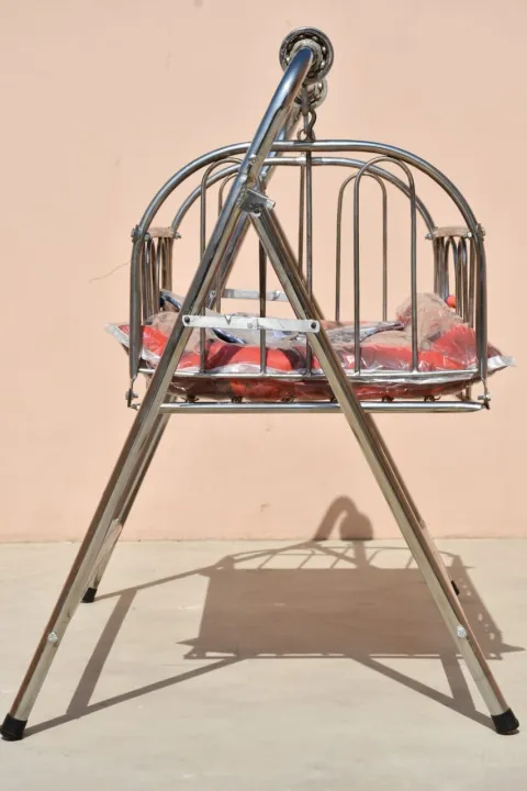 Big%20Bearing%20Born%20Baby%20Swing%20Dolly%20Folding%20Cradle%20With%20Soft%20Foam%20Mattress%20-%20Image%204