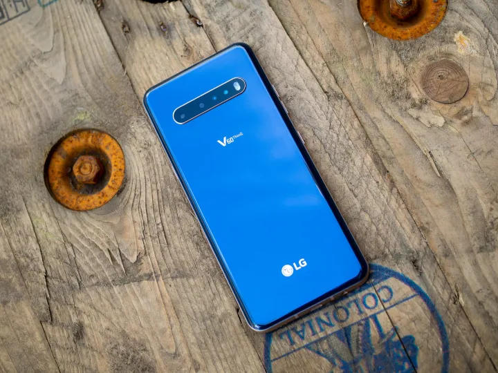 LG%20V60%20ThinQ%205G%20-%20128GB%20Storage%20-%208GB%20RAM%20-%20Snapdragon%20865%20%7C%205000%20mAh%20Battery%20-%2064MP%20Camera%20Triple%20Camera%20%7C%20Official%20PTA%20Approved%20-%20Image%204