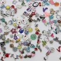 Hot Selling 100pcs/lot Mix Wholesale Floating Charms Living Glass Memory Lockets Floating Charms DIY Jewelry Accessory. 