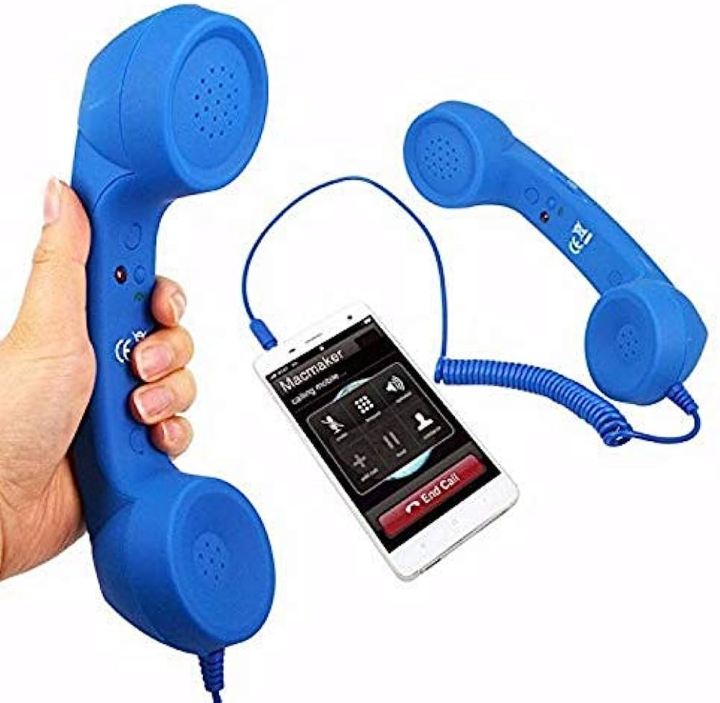 Universal Retro Style Phone 3.5mm Wired Receiver Handset Radiation Free Coco Retro Phone with HD Speaker and Microphone Wireless Retro Telephone Handset and Wired Phone Handset Receivers Headphones for a mobile phone with comfortable call Note random colo