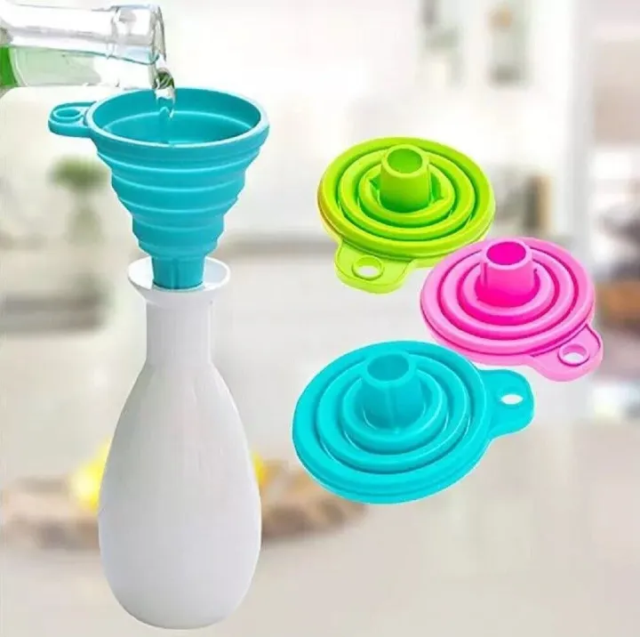 Pack%20of%202%20Folding%20Universal%20Silicone%20Car%20Funnel:%20Foldable%20and%20Portable%20for%20Oil%20and%20Fluid%20Changes%20-%20Image%205